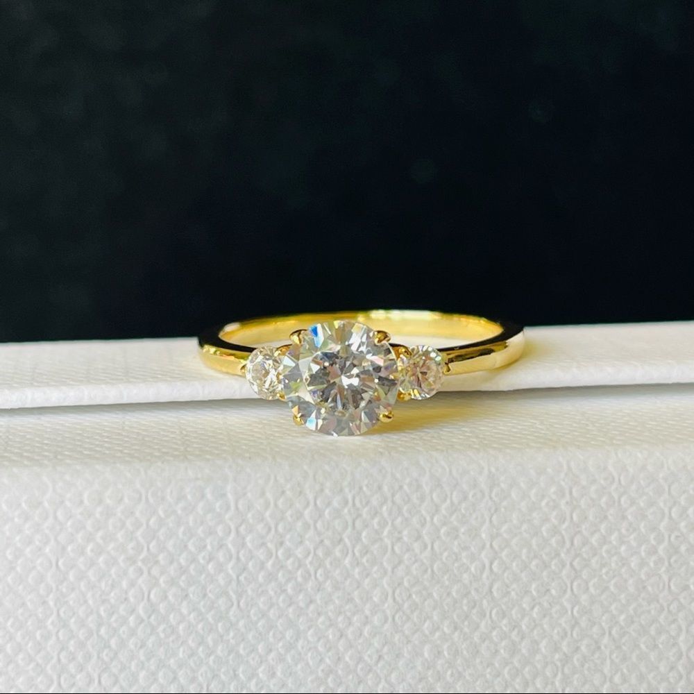 Yellow Gold Three Stone Promise RING 7 - Picture 3 of 6